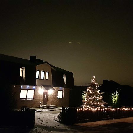 Vidu Guest House Utena Bagian luar foto