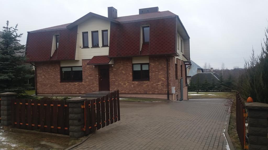 Vidu Guest House Utena Bagian luar foto