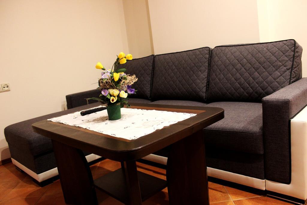 Vidu Guest House Utena Bagian luar foto