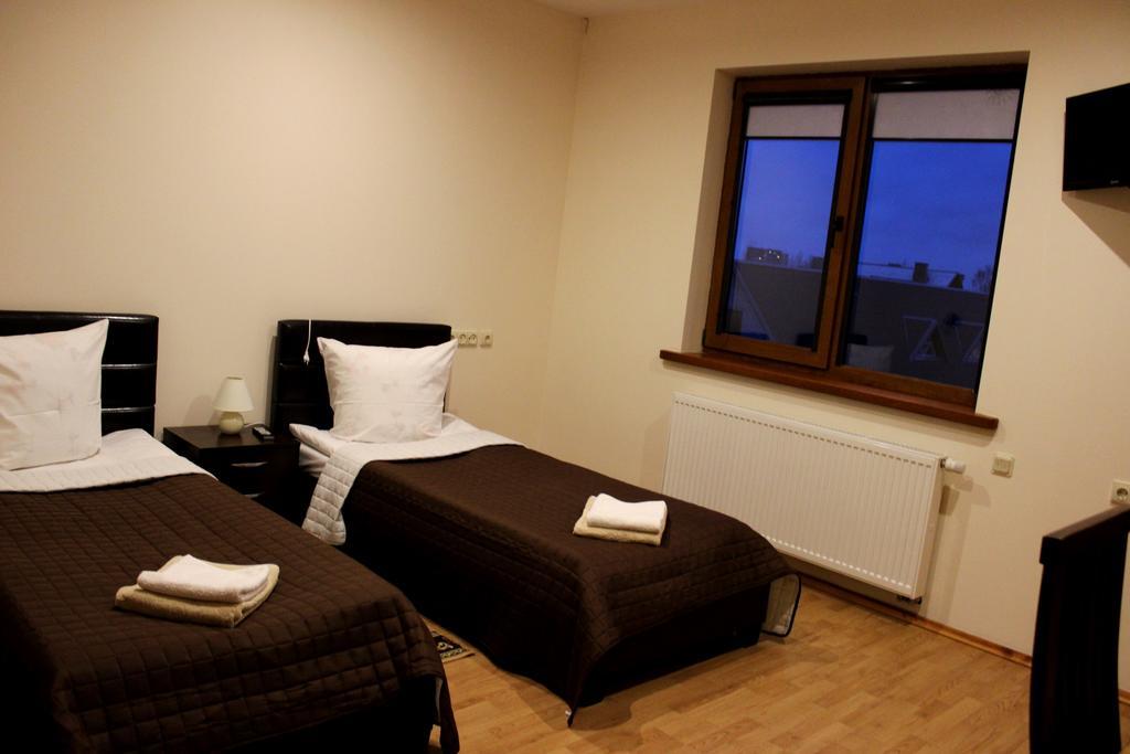 Vidu Guest House Utena Bagian luar foto