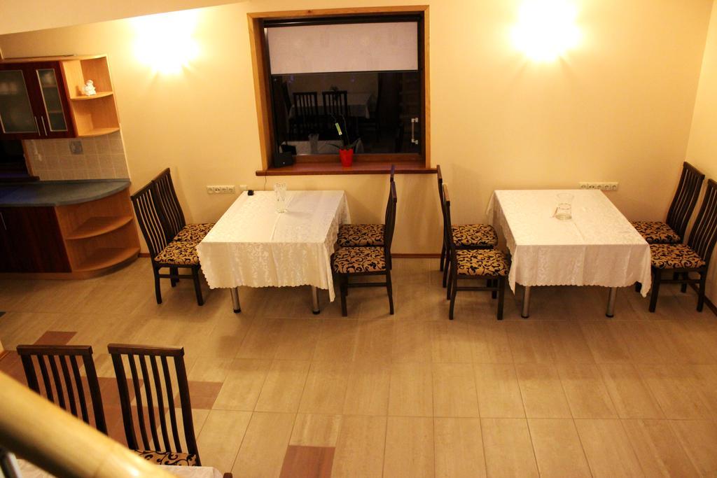 Vidu Guest House Utena Bagian luar foto